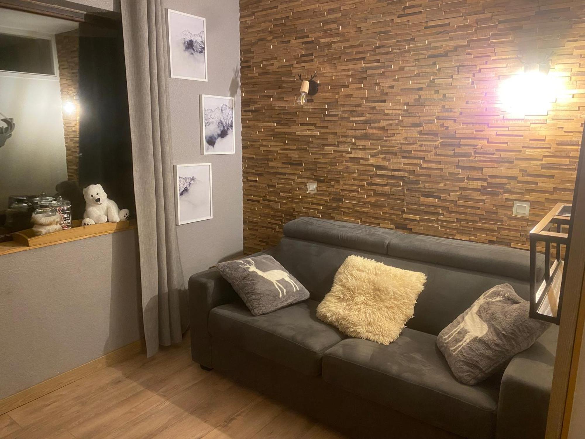 Cosy Centre Station